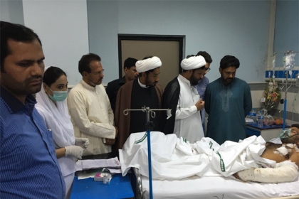 علامہ راجہ ناصرعباس کی حکم پر ایم ڈبلیوایم رہنمائوں کی سانحہ لاہور کے زخمیوں کی عیادت