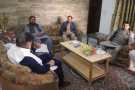 سربراہ ملی یکجہتی کونسل صاحبزادہ ابوالخیر زبیر کی ایم ڈبلیوایم کے وفدکے ہمراہ لاپتہ رضی العباس شمسی کے اہل خانہ سے ملاقات