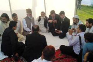 جماعت اسلامی آزاد کشمیر کے امیر رشید ترابی کا ایم ڈبلیو ایم اسلام آباد کے احتجاجی کیمپ کا دورہ
