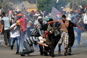 محمد مرسی کے حامیوں اور مخالفین میں جھڑپیں، 40 افراد ہلاک 200 سے زائد زخمی