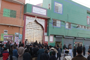 راولپنڈی، امام بارگاہ کے باہر تعینات پولیس اہلکاروں پر فائرنگ، 2جاں بحق، 2 زخمی