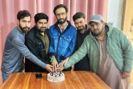 وحدت یوتھ ملتان کی جانب سے بانی پاکستان کے یوم پیدائش پر تقریب کا اہتمام، کیک بھی کاٹا گیا