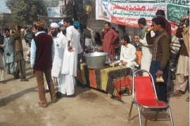بھکر، ایم ڈبلیو ایم کے زیراہتمام استقبالیہ کیمپ، چائے اور پانی کی سبیل لگائی گئی