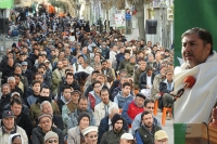 ہم کوئٹہ کی آبادی کا پانچواں حصہ ہیں، ہمارا حق کیوں پامال کیا جارہا ہے؟ اپنی قوم کاساتھ دینے کے وعدے پرآج بھی قائم ہوں ، آغا رضا