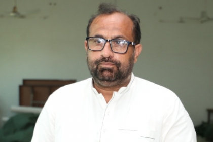 آئی ایم ایف کیطرف سے حکومت کو سرکاری ملازمین کی تنخواہ نہ بڑھانے کا حکم پاکستان کی خودمختاری میں مداخلت ہے،سلیم عباس صدیقی