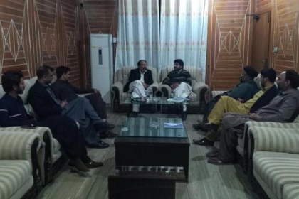 آل پاکستان مسلم لیگ کےرہنما ڈاکٹر فرخ چیمہ کی ایم ڈبلیوایم رہنما ناصر شیرازی سے ملاقات،مشاورتی اجلاس میں شرکت کی دعوت